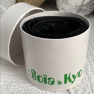 Never Worn Soia & Kyo black leather & suede belt